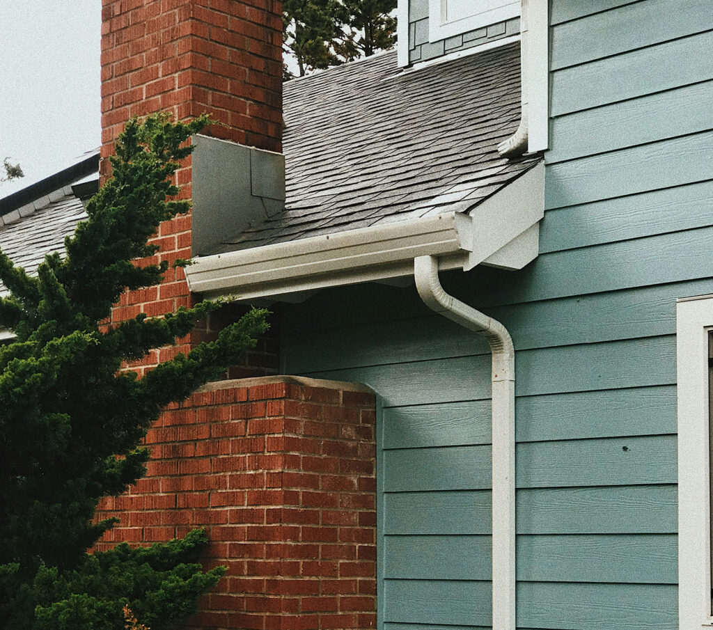 Side view of gutter on a residential home.